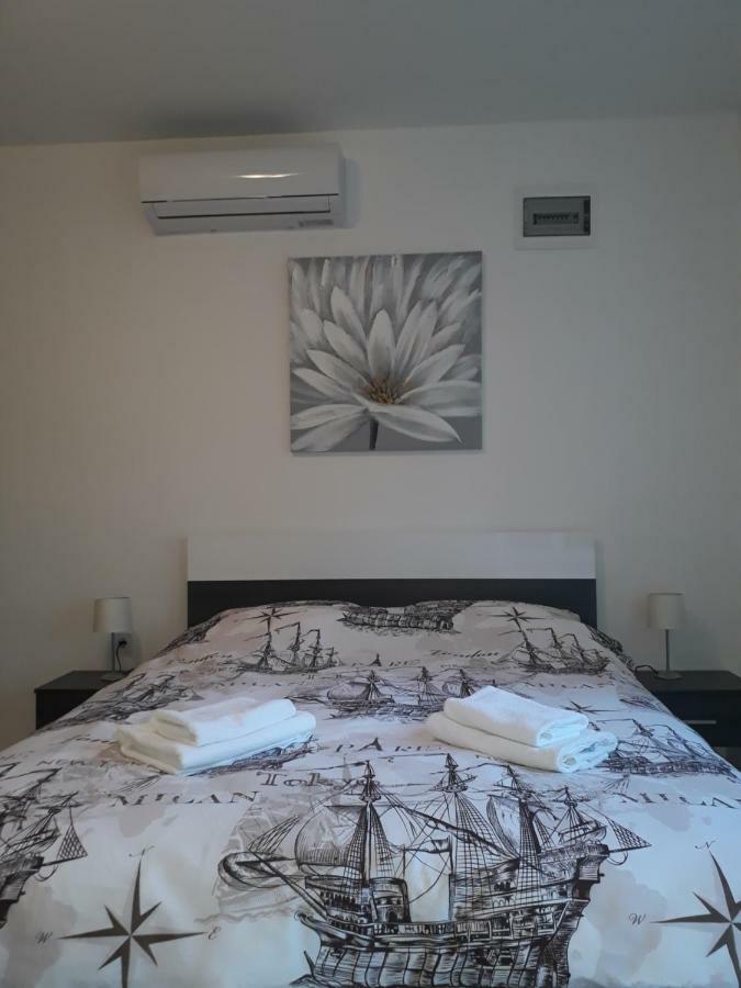 Apartments Lucija Senj  Exterior photo